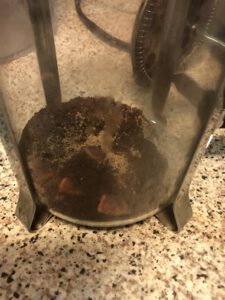 Kaffeepulver-mit-Sternanis-und-gemahlenem-Koriander-225x300 Koriander